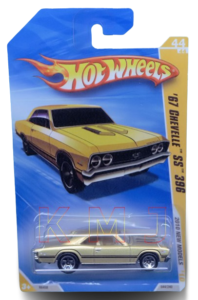 Hot Wheels 2010 Collector 044 240 New Models 44 44 67 Chevelle SS 396 Gold USA Card