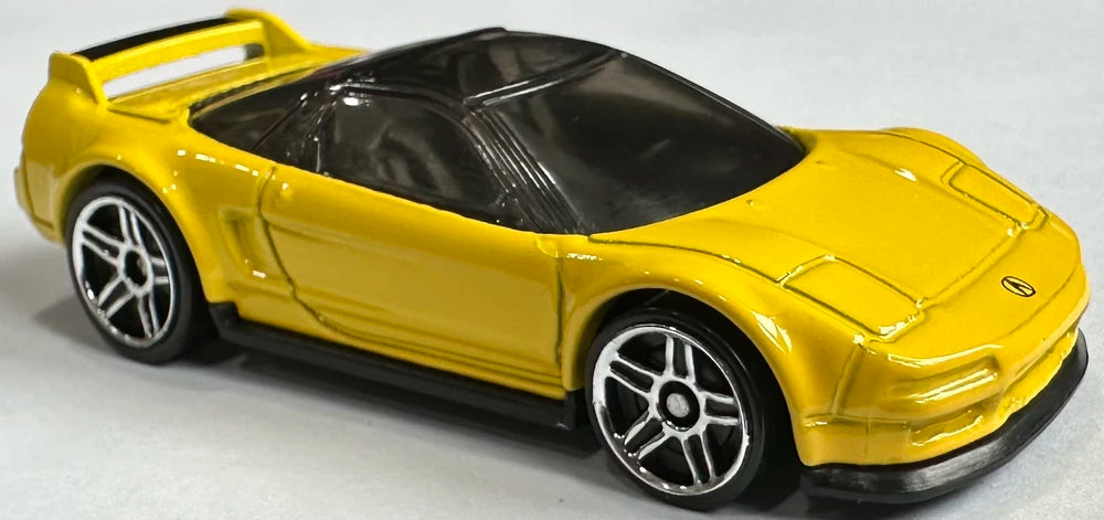 Hot Wheels 2024 - Collector # 175/250 - HW: The '90s 2/10 - '90 Acura NSX - Yellow - PR5 Wheels - USA Card