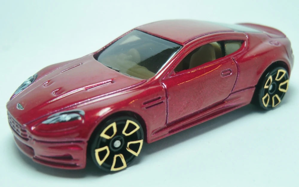 Hot Wheels 2012 - Collector # 099/247 - Faster Than Ever 9/10 - Aston Martin DBS - Red