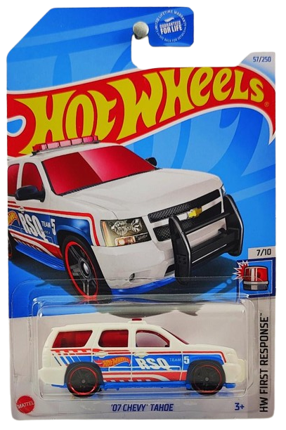 Hot Wheels 2024 - Collector # 057/250 - HW First Response 7/10 - '07 Chevy Tahoe - White / RSQ - USA Card