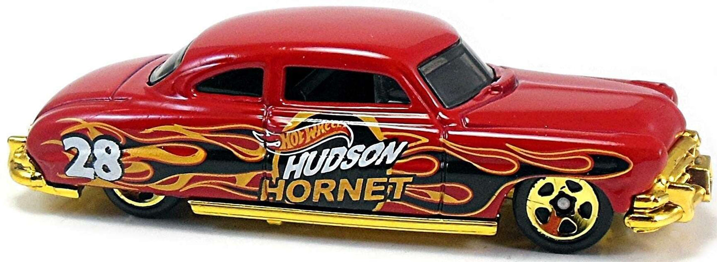 Hot Wheels 2016 - Collector # 097/250 - HW Flames 7/10 - '52 Hudson Hornet - Red / #28 - Gold 5 Spokes - USA Card