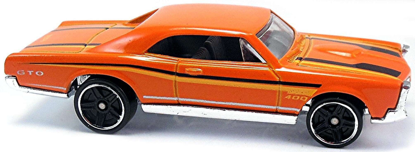 Hot Wheels 2015 - Collector # 228/250 - HW Workshop / Muscle Mania - '67 Pontiac GTO - Orange - Toys R Us Exclusive - USA Card