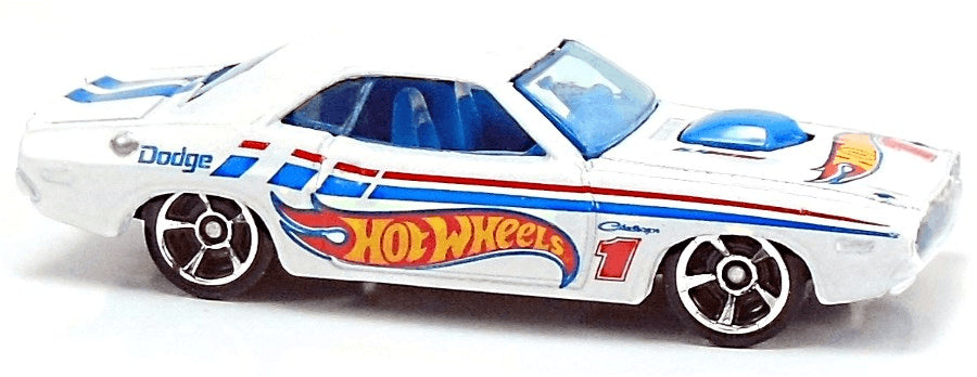 Hot Wheels 2012 - Collector # 174/247 - HW Racing 04/10 - '70 Dodge Hemi Challenger - White - '1' Hot Wheels Graphics - USA Track & Scan