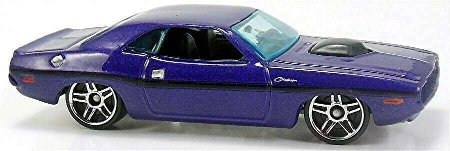 Hot Wheels 2006 - Collector # 029/223 - First Editions 29/38 - '70 Dodge Challenger HEMI - Purple - PR5 Wheels - USA ’06 Card