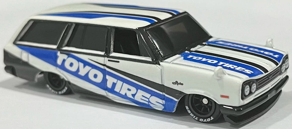 Hot Wheels 2023 - Premium / Pop Culture: Speed Shop 03/05 - '69 Nissan Skyline Van - White - Toyo Tires - Metal/Metal & Real Riders