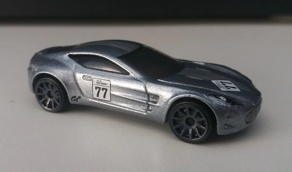 Hot Wheels 2016 - HW Gran Turismo 6/8 - Aston Martin One-77 - Silver Metallic