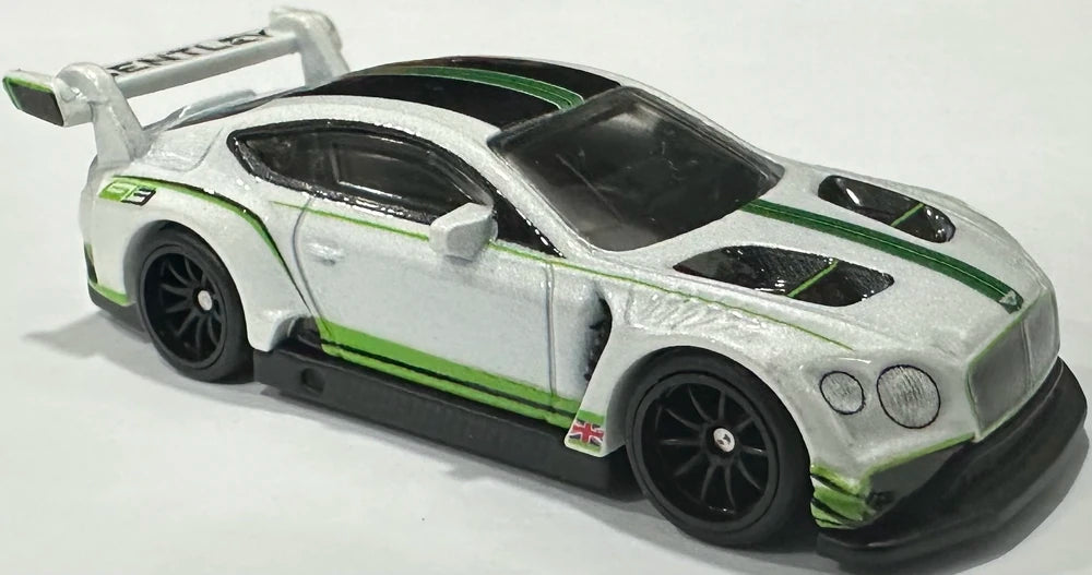 Hot Wheels 2024 - Premium / Car Culture / Race Day 3/5 - 2018 Bentley Continental GT3 - White / Green & Black Stripes - Metal/Metal & Real Riders