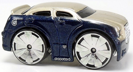 Hot Wheels 2006 - Collector # 056/218 - Dropstars 1/5 - Blings Chrysler 300C - Pale Gold over Dark Blue - Bling Wheels - USA Card