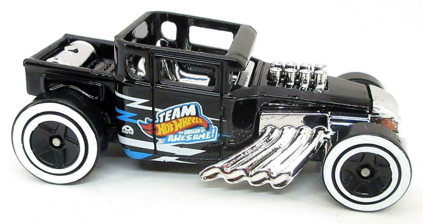 Hot Wheels 2023 - Collector # 060/250 - HW Dream Garage 3/5 - Bone Shaker - Black / Team Hot Wheels - USA