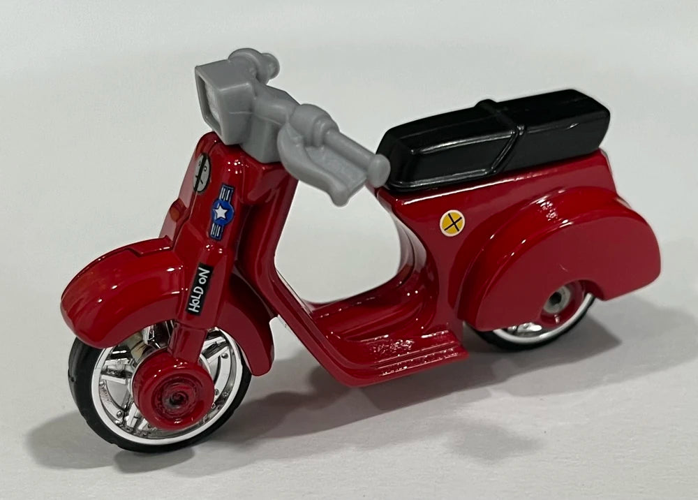 Hot Wheels 2021 - Entertainment / Marvel - Deadpool Scooter