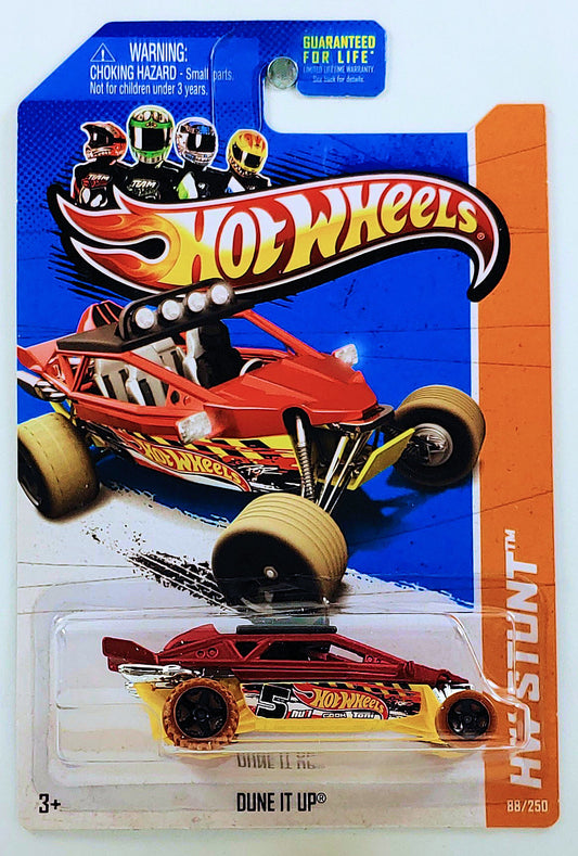 Hot Wheels 2013 - Collector # 088/250 - HW Stunt / Desert Force - Dune It Up - Satin Red - USA Card