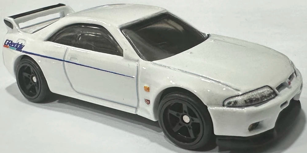 Hot Wheels 2024 - Premium / Car Culture / Modern Classics 4/5 - Nissan Skyline GT-R (BCNR33) - White - Metal/Metal & Real Riders