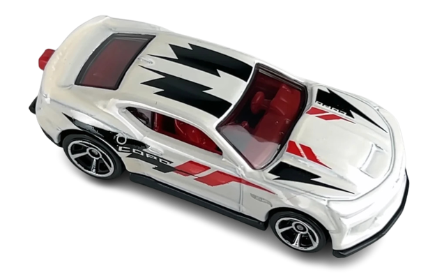 Hot Wheels 2023 - Collector # 106/250 - HW Drag Strip 3/10 - '18 COPO Camaro SS - White - IC