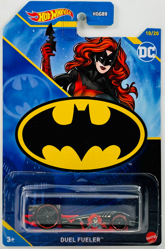 Hot Wheels 2023 - Batman Theme Series 10/20 - Batwoman - Duel Fueler - DC Comics