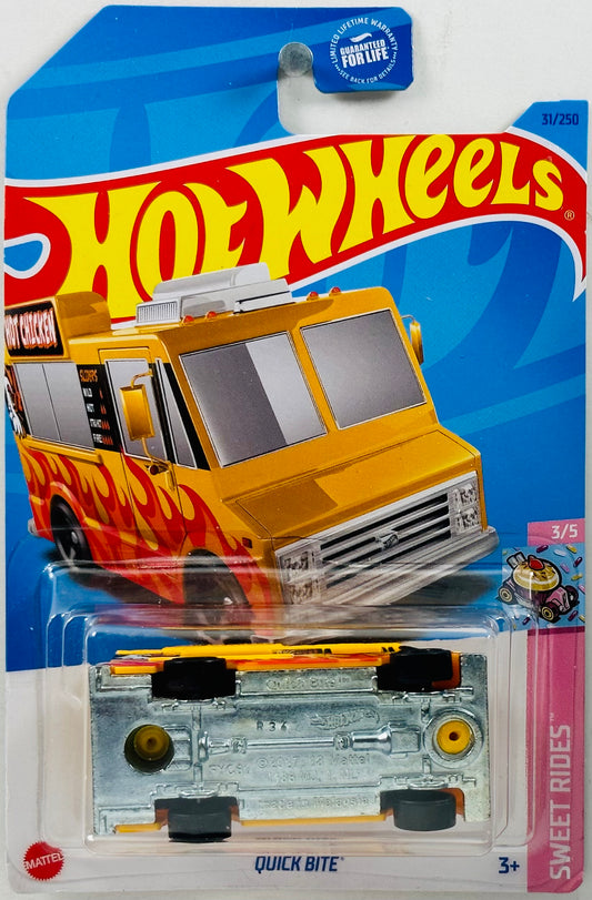 Hot Wheels 2023 - Collector # 031/250 - Sweet Rides 3/5 - Quick Bite - Orange / Flames & 'Hot Chicken' - USA Card - Package ERROR! Bottoms Up