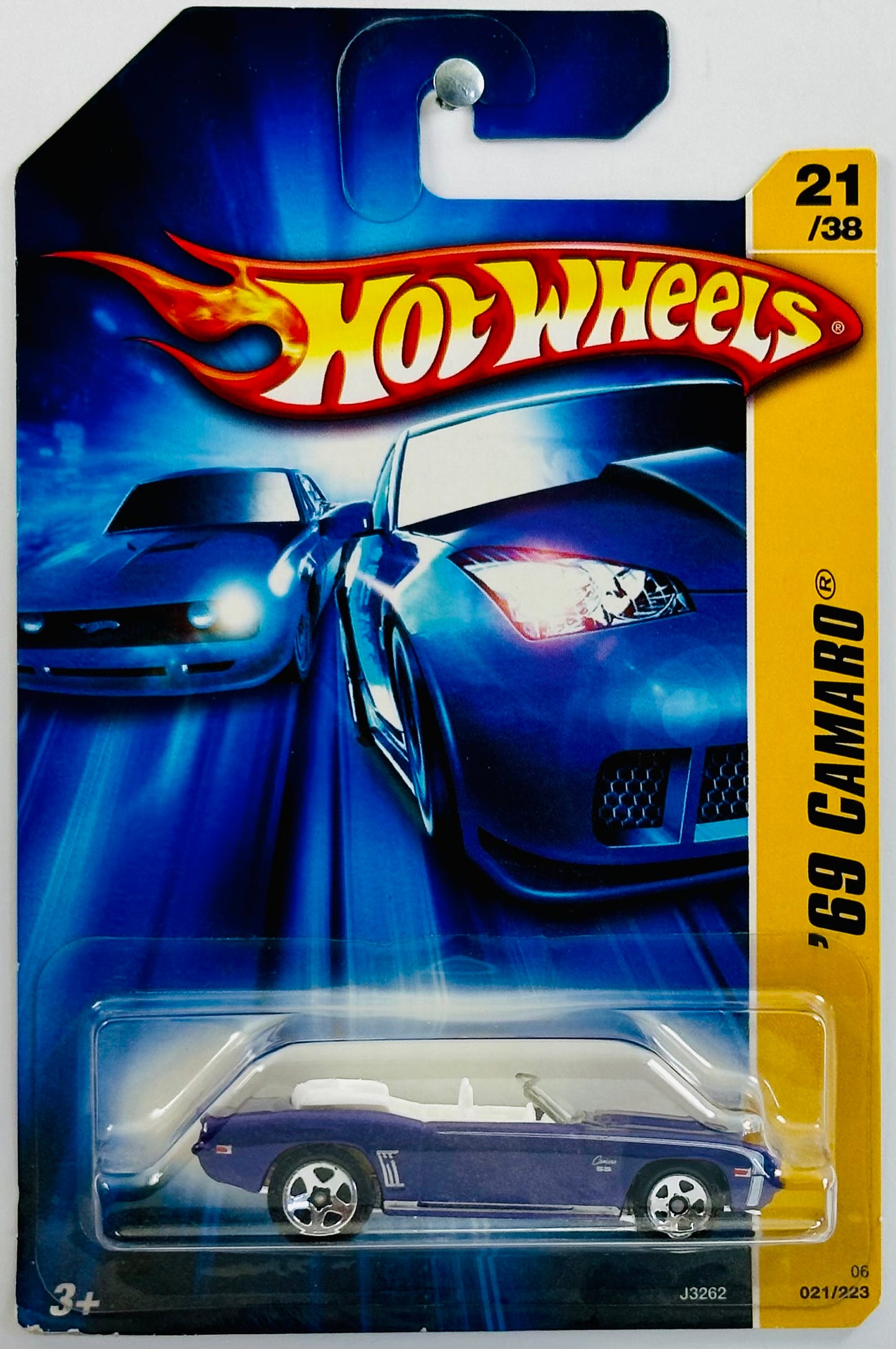 Hot Wheels 2006 - Collector # 021/223 - '69 Camaro - Metalflake Purple - USA '07