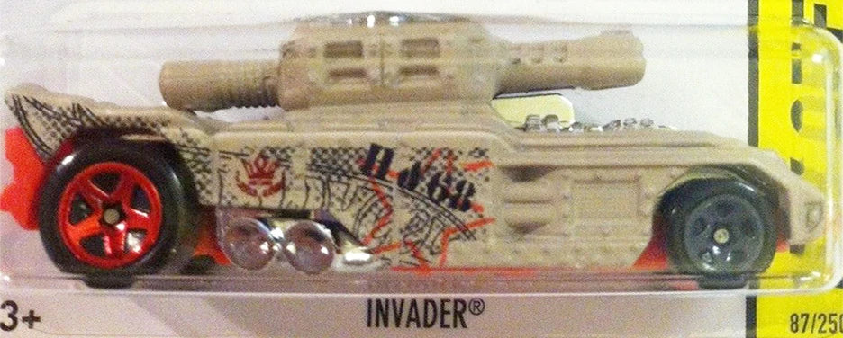 Hot Wheels 2015 - Collector # 087/250 - HW Off-Road / Battle Kings - Invader - Tan Camo - USA 'Showdown' Card