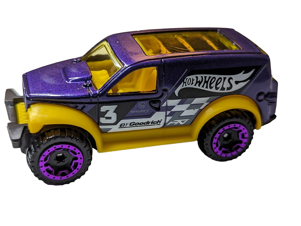 Hot Wheels 2023 - Collector # 189/250 - HW Hot Trucks 05/10 - Power Panel - Purple - USA