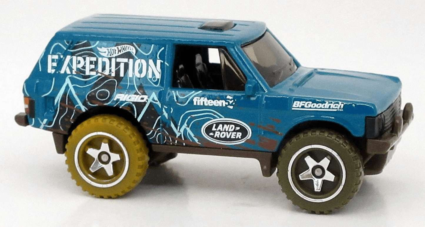 Hot Wheels 2022 - Collector # 159/250 - Mud Studs 4/5 - Range Rover Classic - Teal / HW Expedition