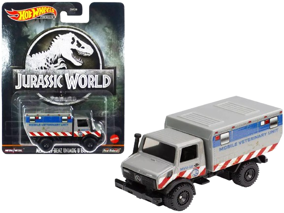 Hot Wheels 2022 - Premium / Retro Entertainment / Jurassic World - Mercedes-Benz Unimog U 1300 L - Gray - Metal/Metal & Real Riders