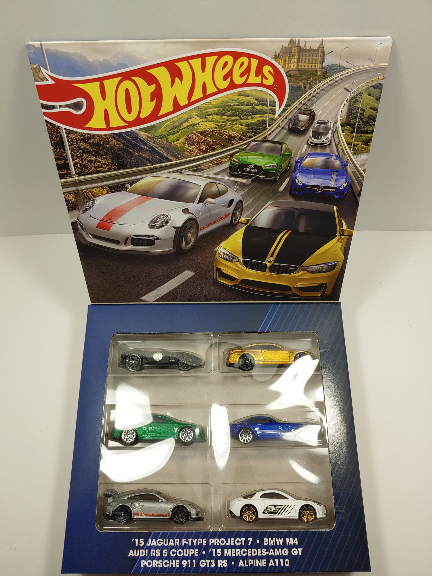 Hot Wheels 2022 - European Luxury Sports Cars - '15 Jaguar F-Type Project 7 - BMW M4 - Audi RS 5 Coupe - '15 Mercedes-AMG GT - Porsche 911 GT3 RS - Alpine A110