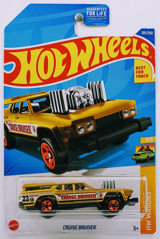 Hot Wheels 2022 - Collector # 201/250 - HW Wagons 3/5 - Cruise Bruiser - Gold - USA