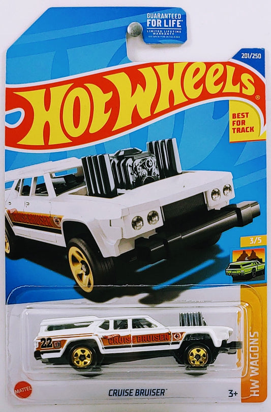 Hot Wheels 2022 - Collector # 201/250 - HW Wagons 3/5 - Cruise Bruiser - White - USA