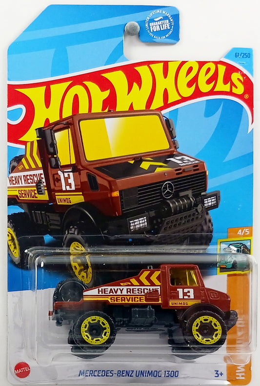 Hot Wheels 2023 - Collector # 061/250 - HW Haulers 4/5 - Mercedes-Benz Unimog 1300 - Matte Brown - USA